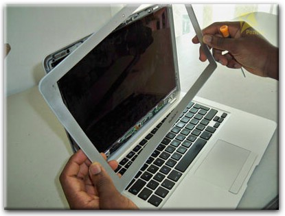 Замена экрана Apple MacBook в Казани